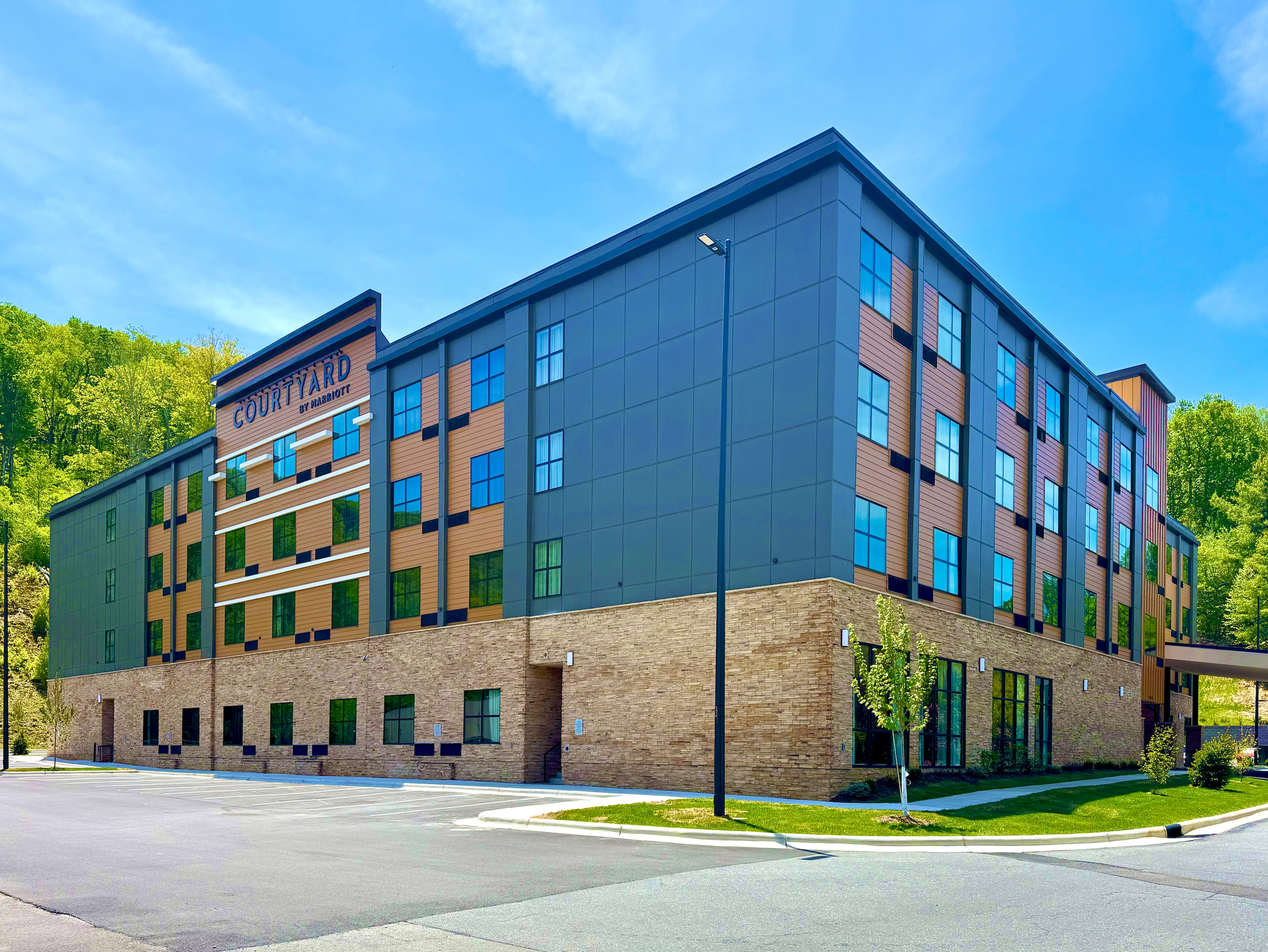 Courtyard by Marriott